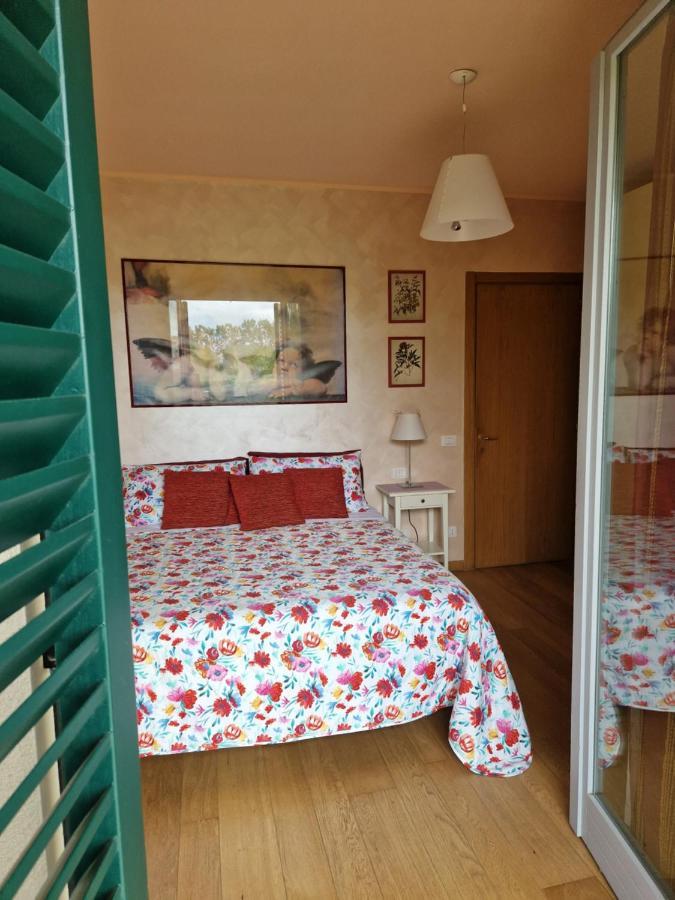 Apartamento La casina sul lago Arezzo Exterior foto